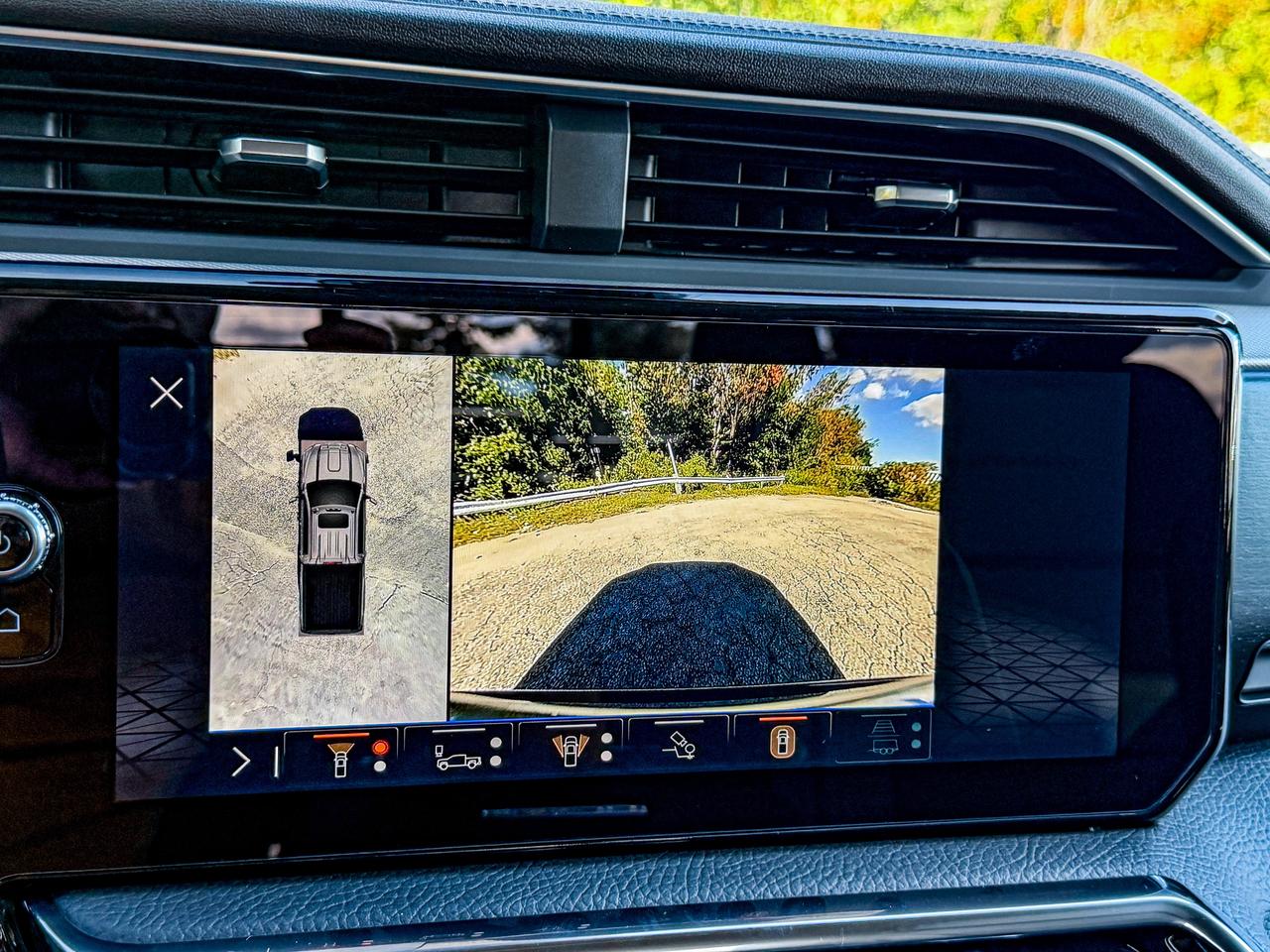 2026 GMC SIERRA 2500HD DENALI Photo