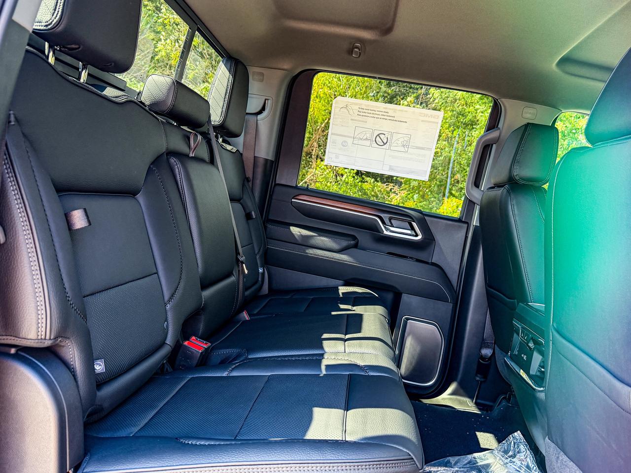 2026 GMC SIERRA 2500HD DENALI Photo