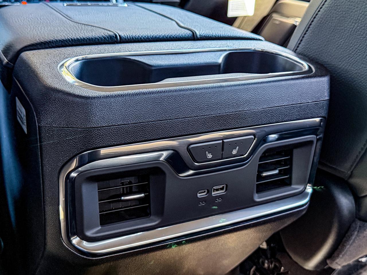 2026 GMC SIERRA 2500HD DENALI Photo