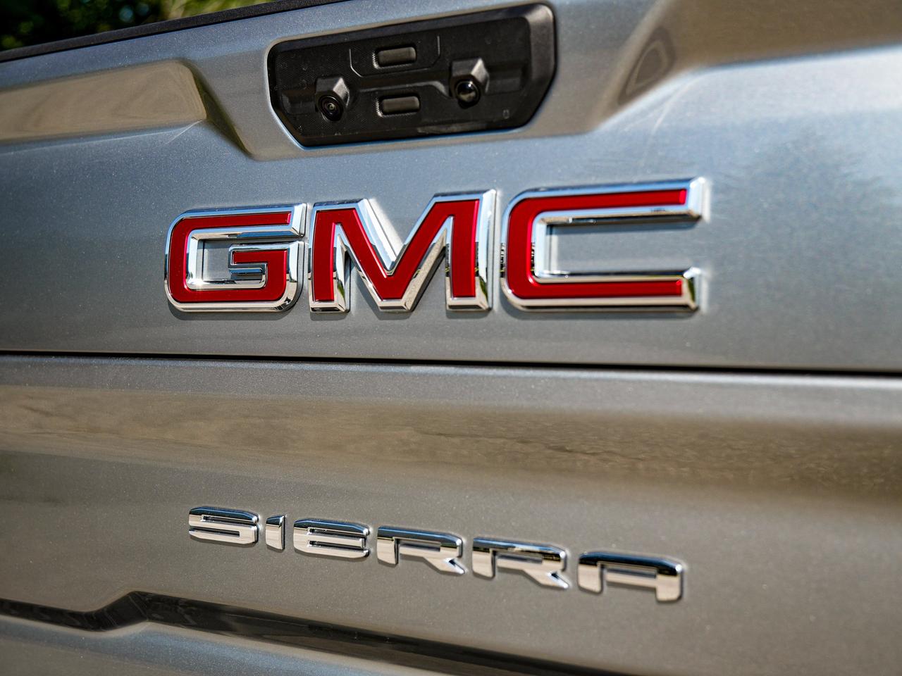 2026 GMC SIERRA 2500HD AT4 Photo