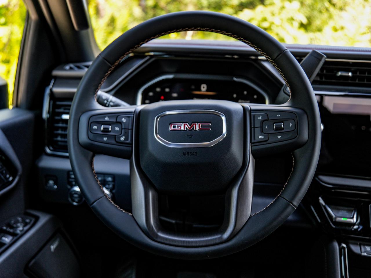 2026 GMC SIERRA 2500HD AT4 Photo