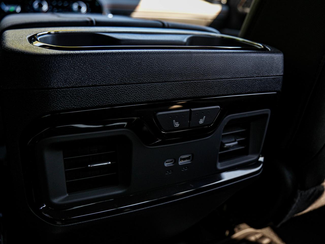 2026 GMC SIERRA 2500HD AT4 Photo