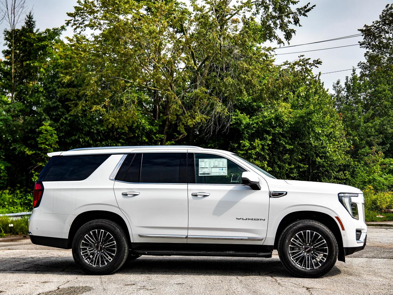 2026 GMC Yukon Elevation Photo2