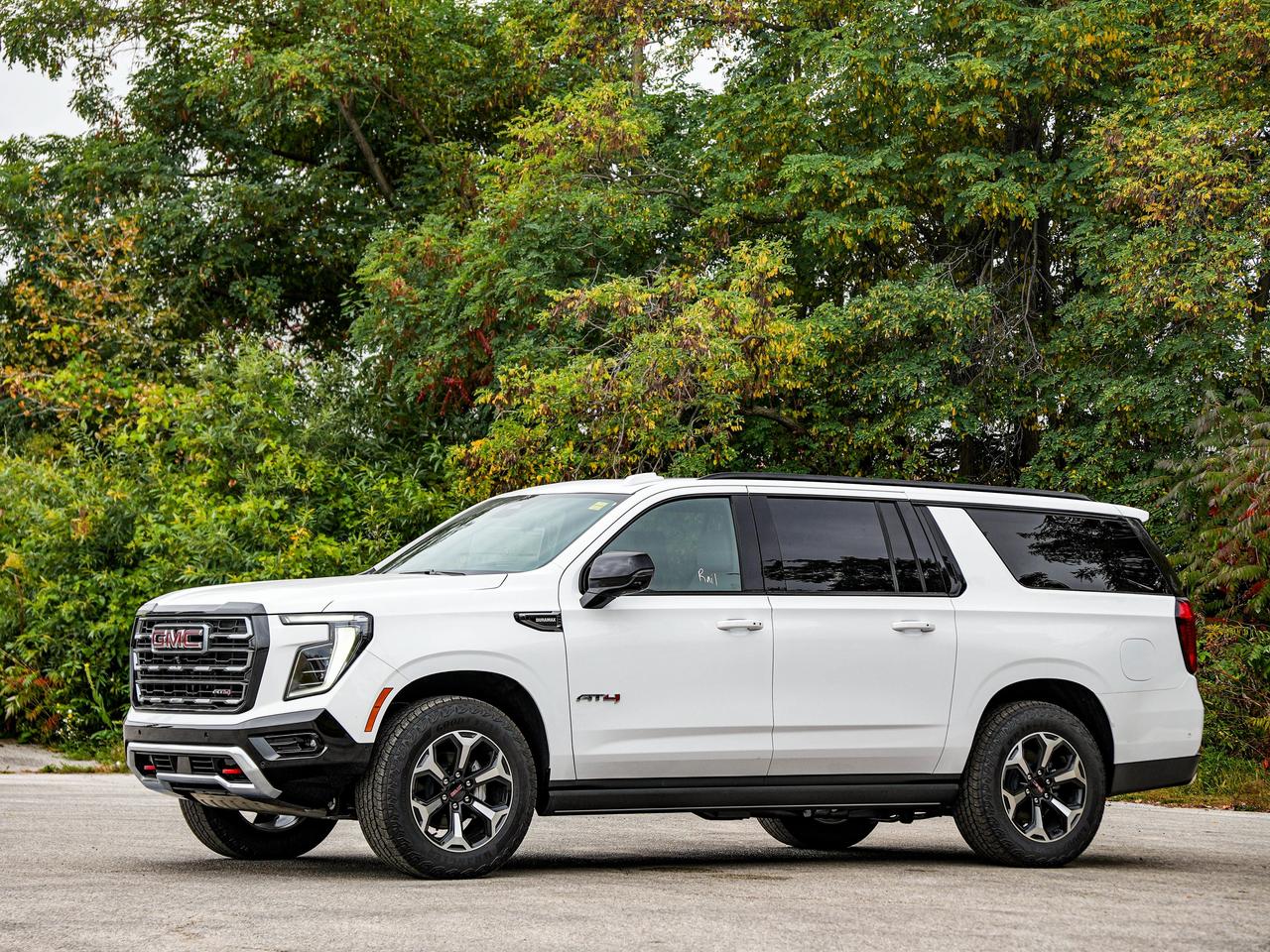 2026 GMC Yukon XL AT4 Photo