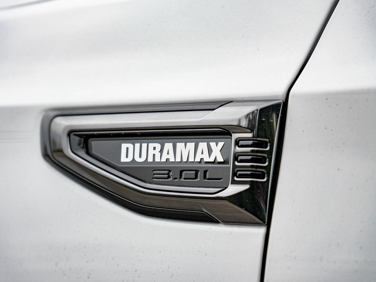 2026 GMC Yukon XL AT4 Photo