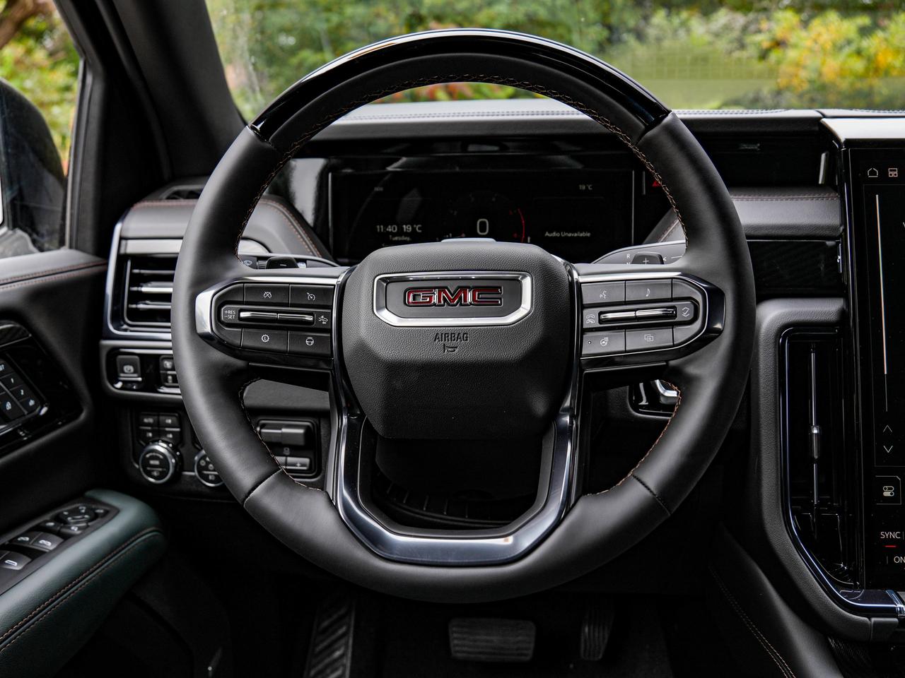 2026 GMC Yukon XL AT4 Photo
