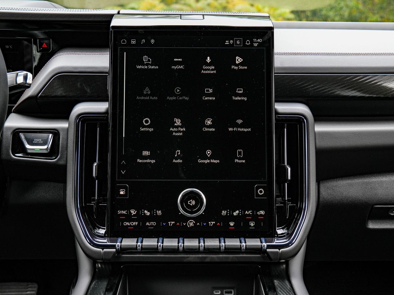 2026 GMC Yukon XL AT4 Photo