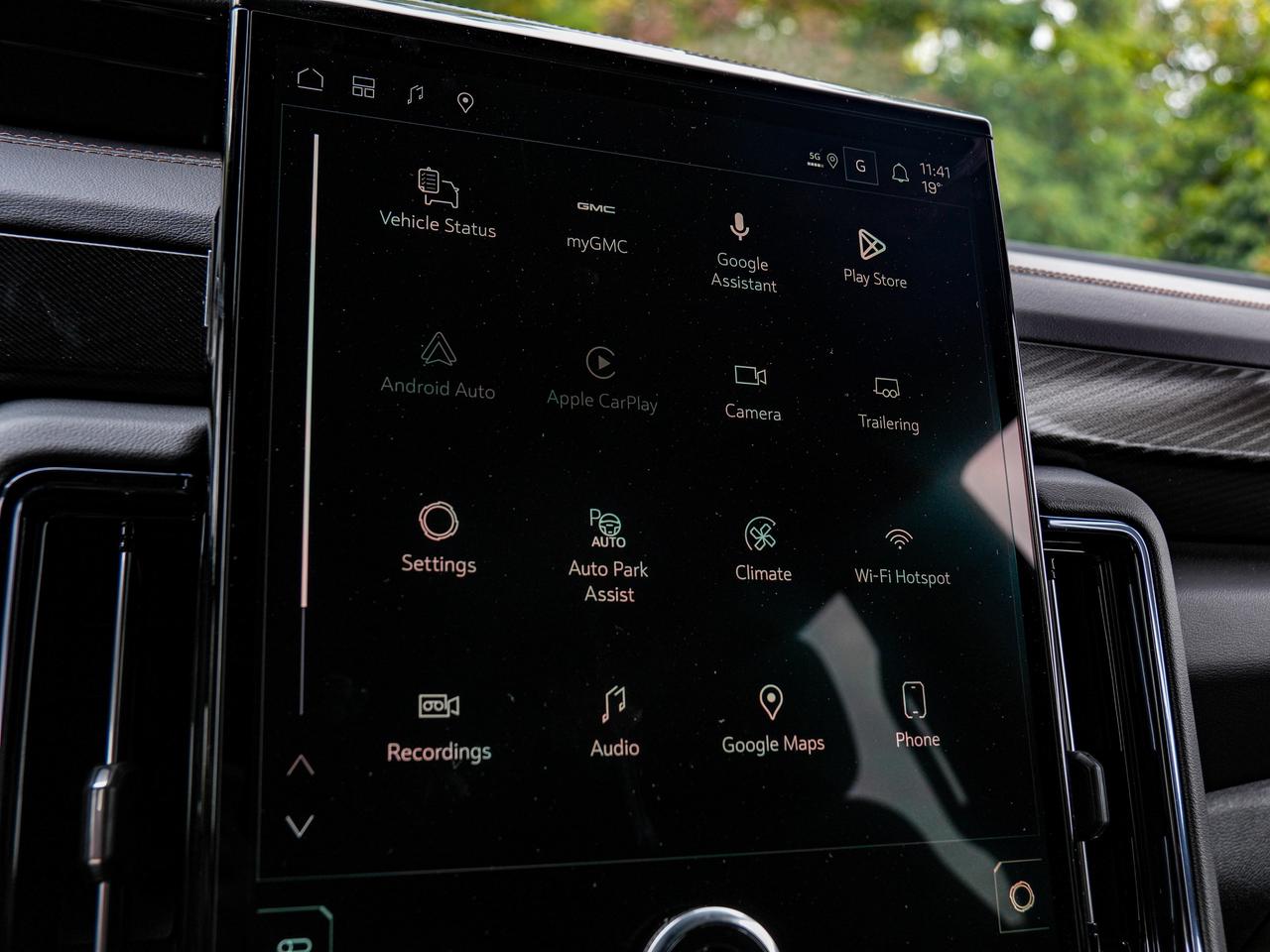 2026 GMC Yukon XL AT4 Photo