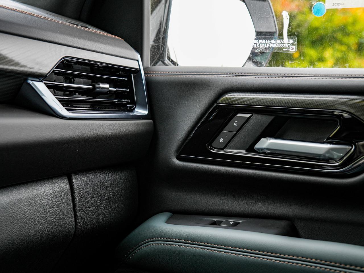 2026 GMC Yukon XL AT4 Photo