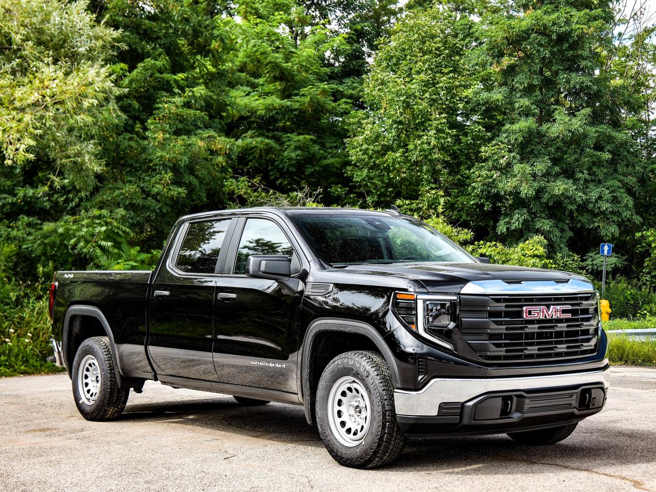 2026 GMC Sierra 1500 PRO Photo5