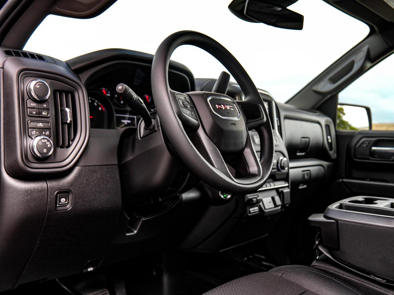 2026 GMC Sierra 1500 PRO Photo
