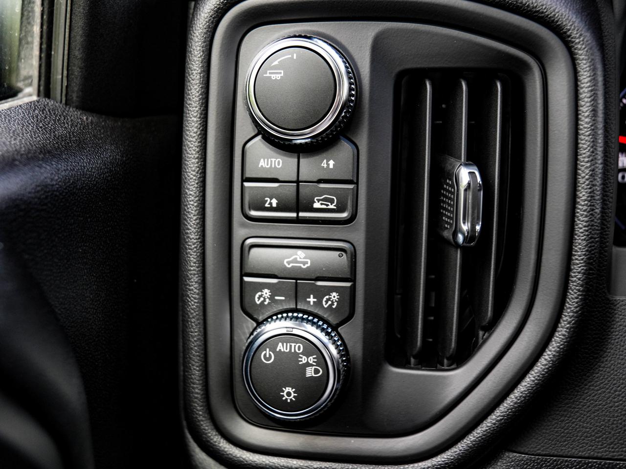 2026 GMC Sierra 1500 PRO Photo