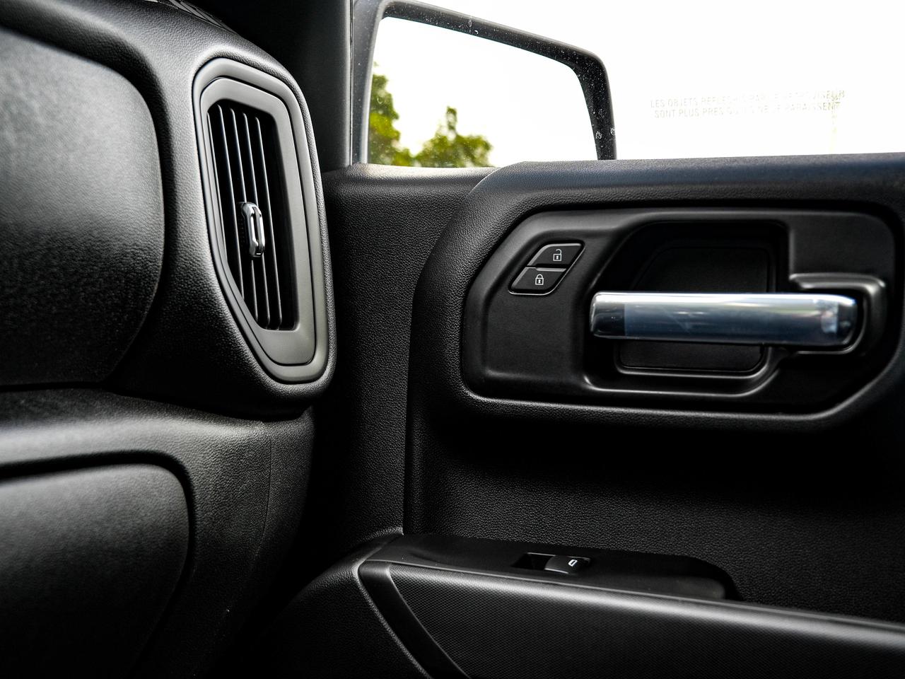 2026 GMC Sierra 1500 PRO Photo