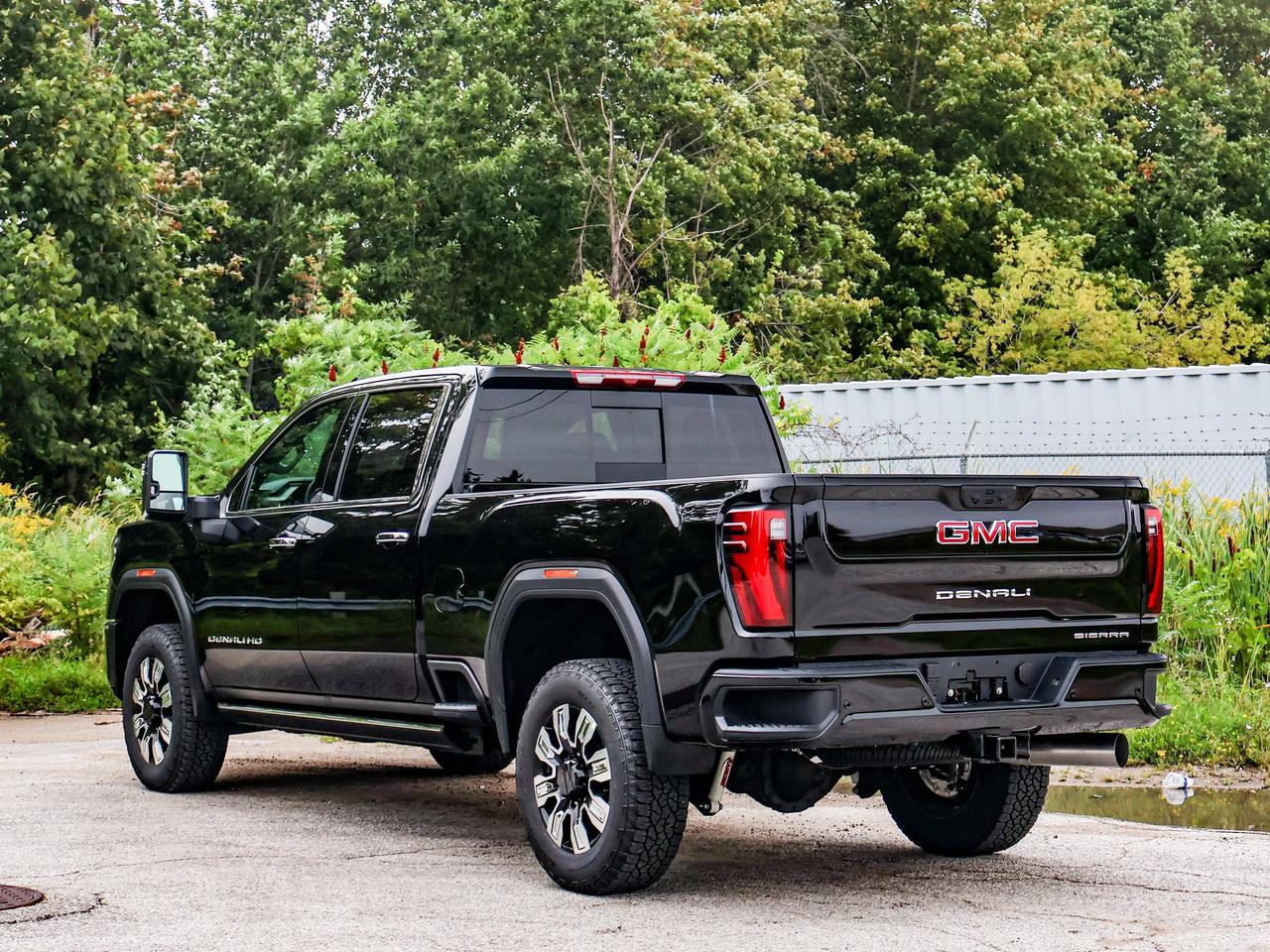 2026 GMC Sierra 3500HD Denali Photo