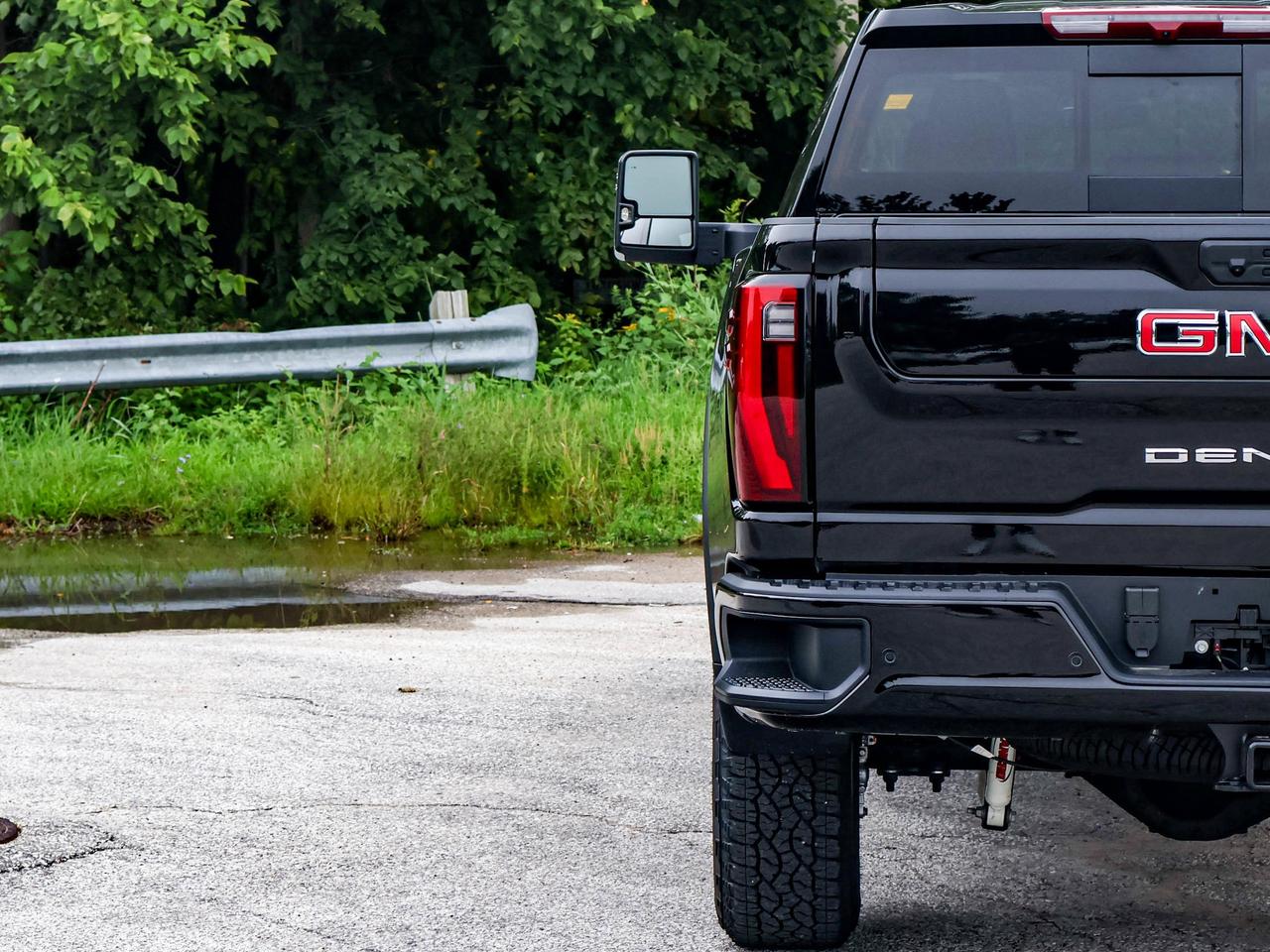 2026 GMC Sierra 3500HD Denali Photo