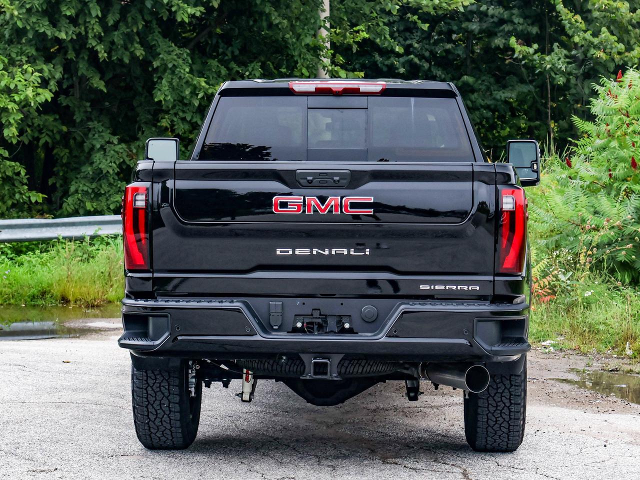 2026 GMC Sierra 3500HD Denali Photo