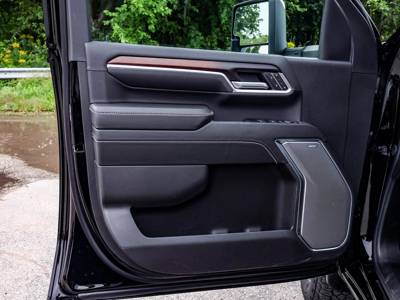 2026 GMC Sierra 3500HD Denali Photo