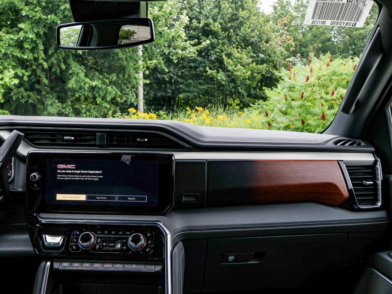 2026 GMC Sierra 3500HD Denali Photo