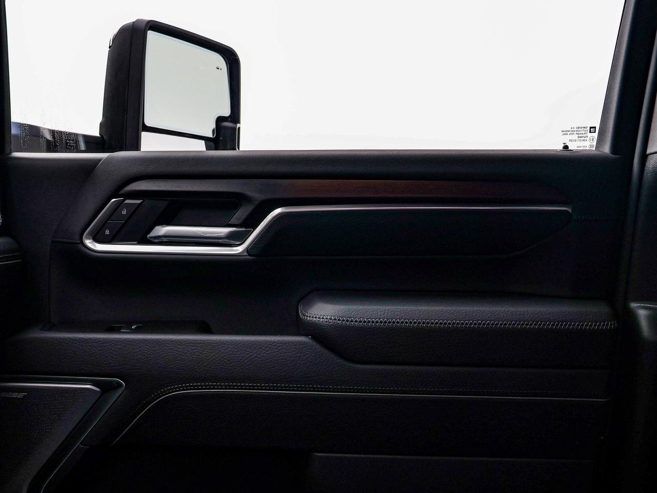 2026 GMC Sierra 3500HD Denali Photo