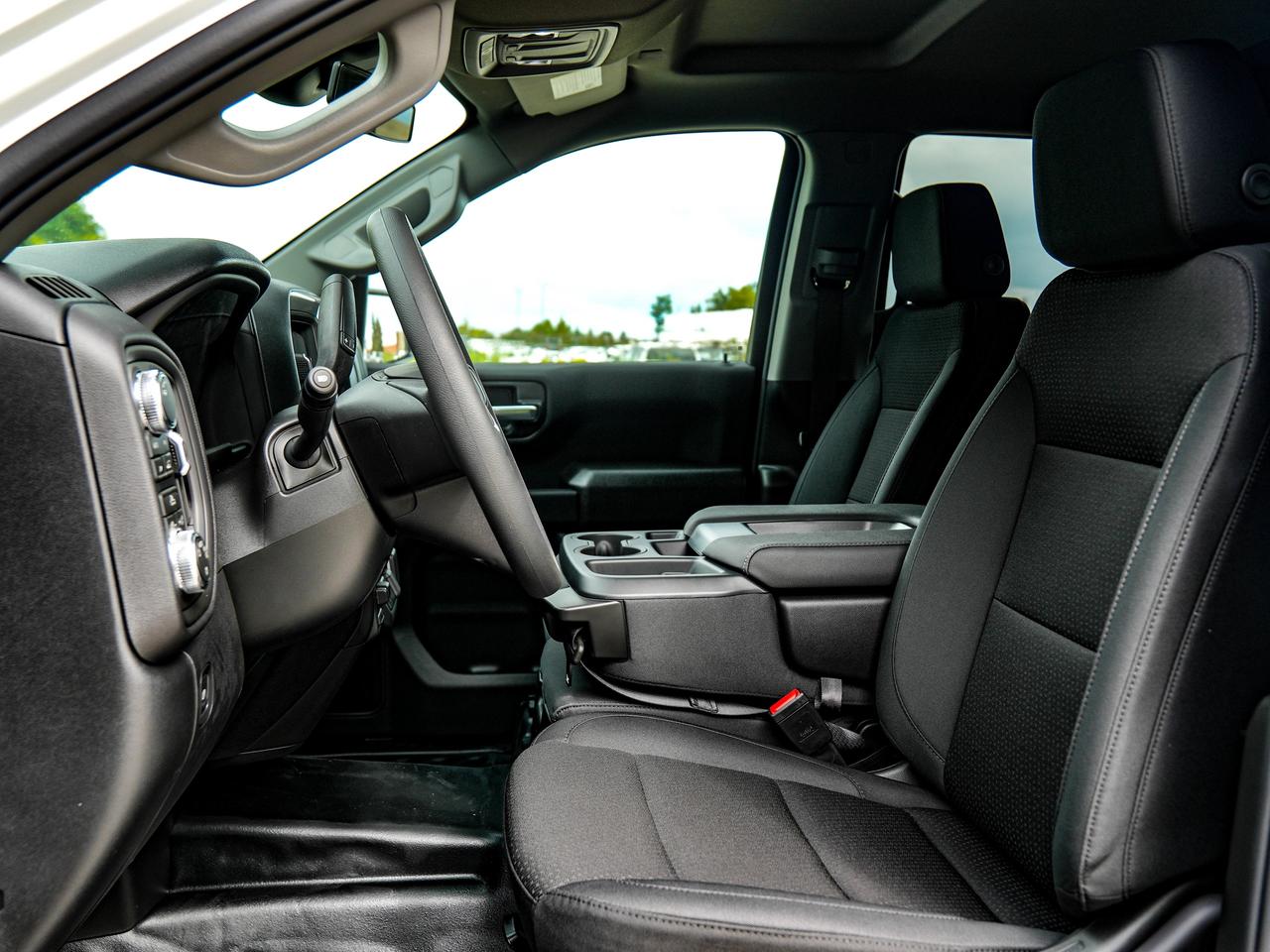 2026 GMC Sierra 1500 PRO Photo