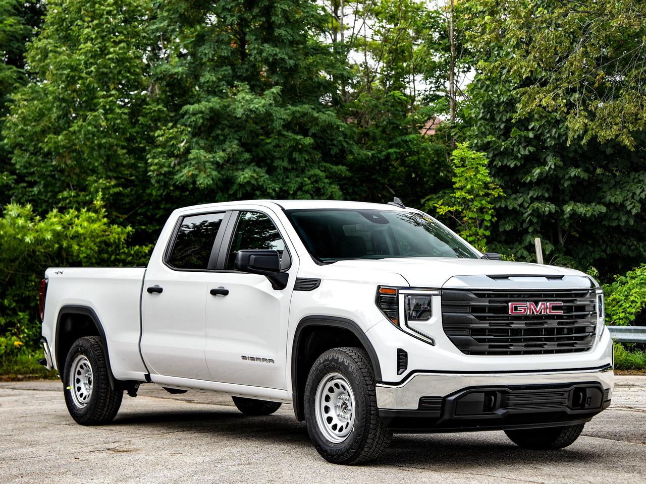 2026 GMC Sierra 1500 PRO Photo5
