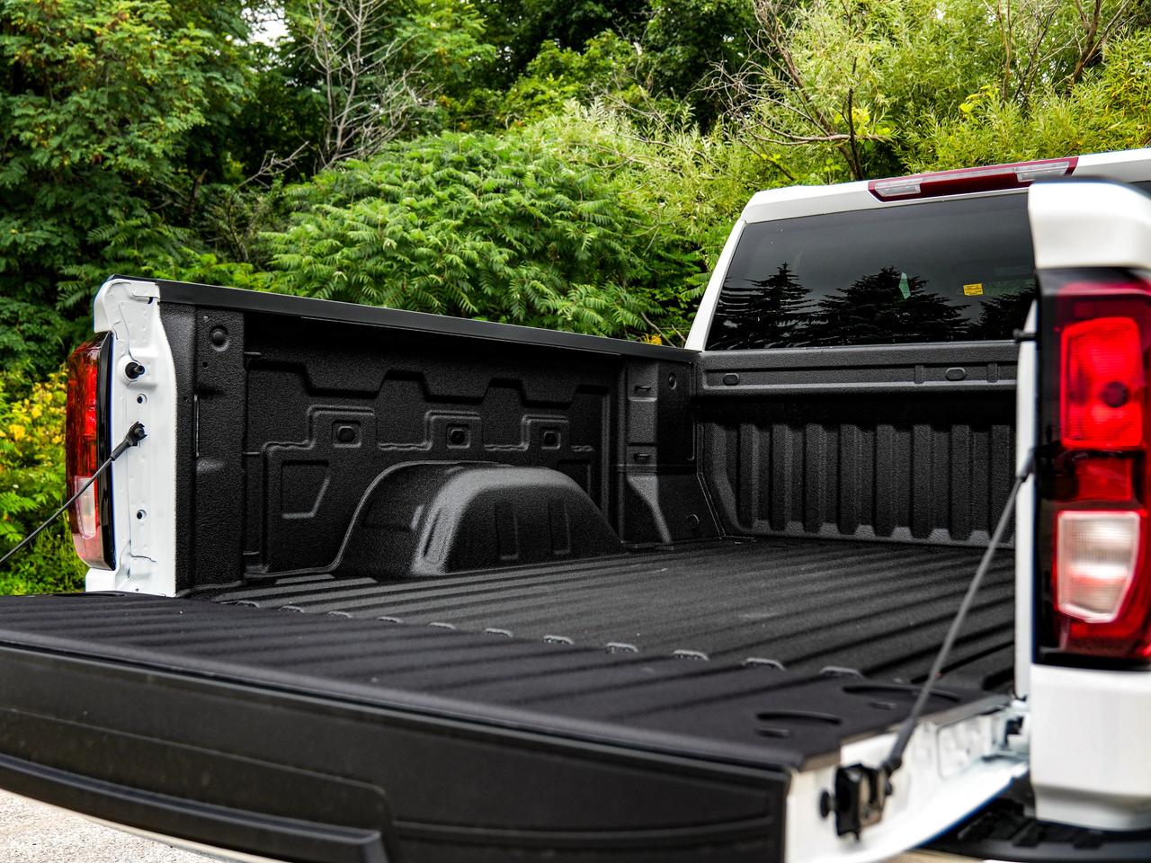 2026 GMC Sierra 1500 PRO Photo