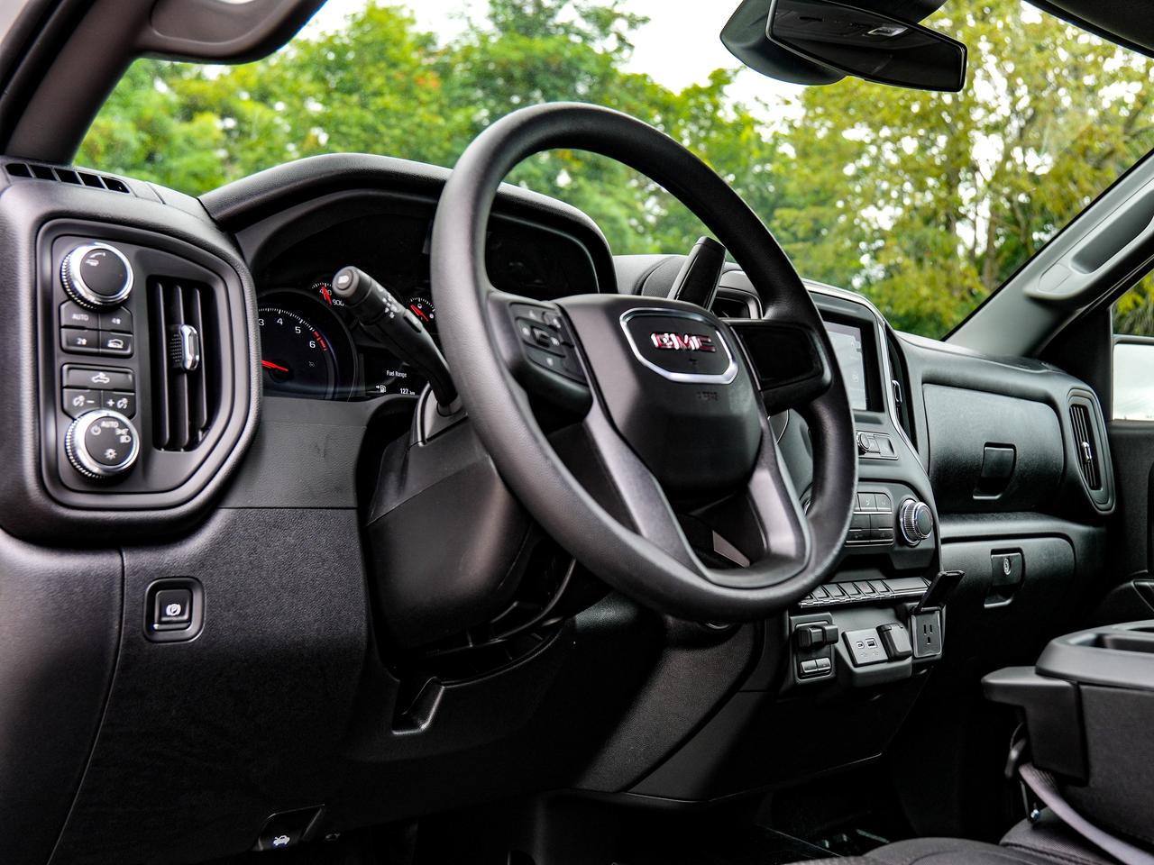 2026 GMC Sierra 1500 PRO Photo