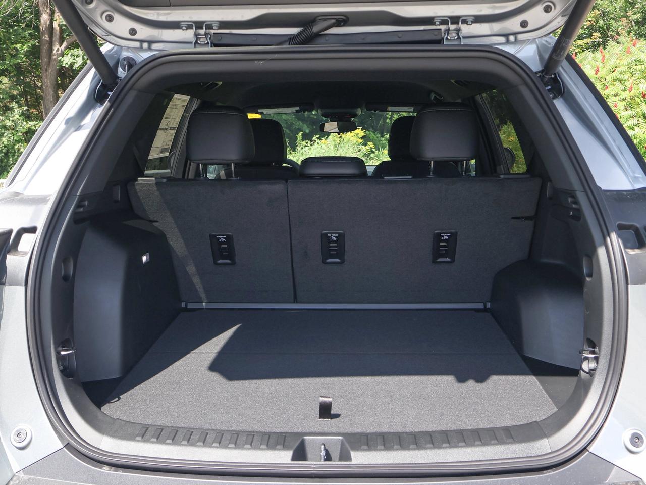 2027 Chevrolet Equinox AWD LT Photo