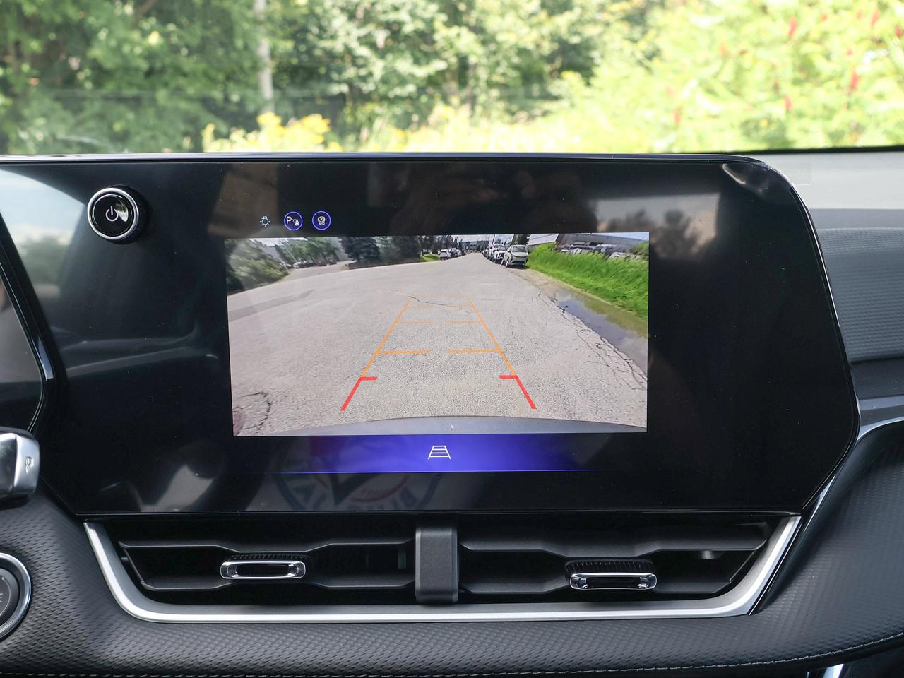 2027 Chevrolet Equinox AWD LT Photo