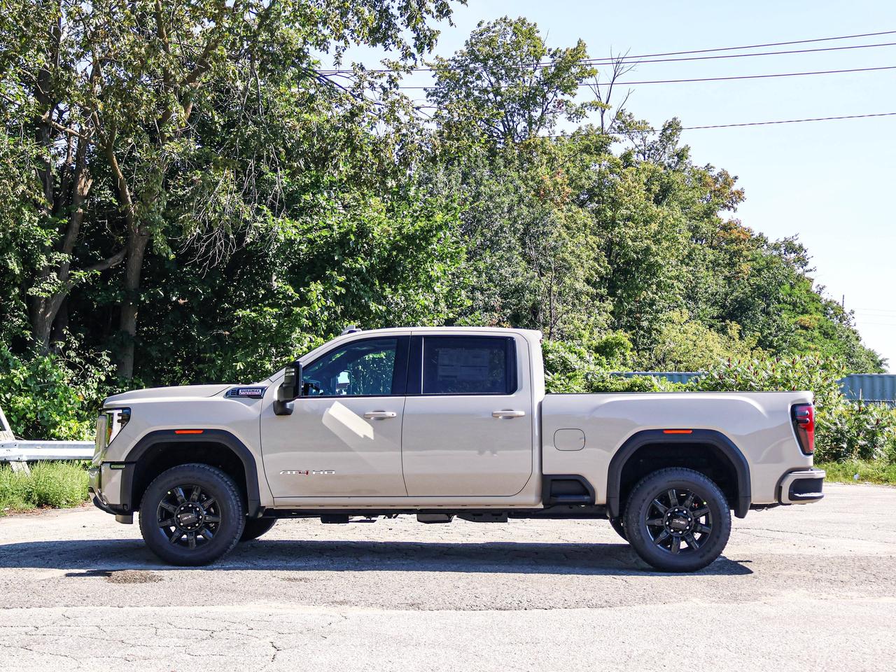 2026 GMC SIERRA 2500HD AT4 Photo