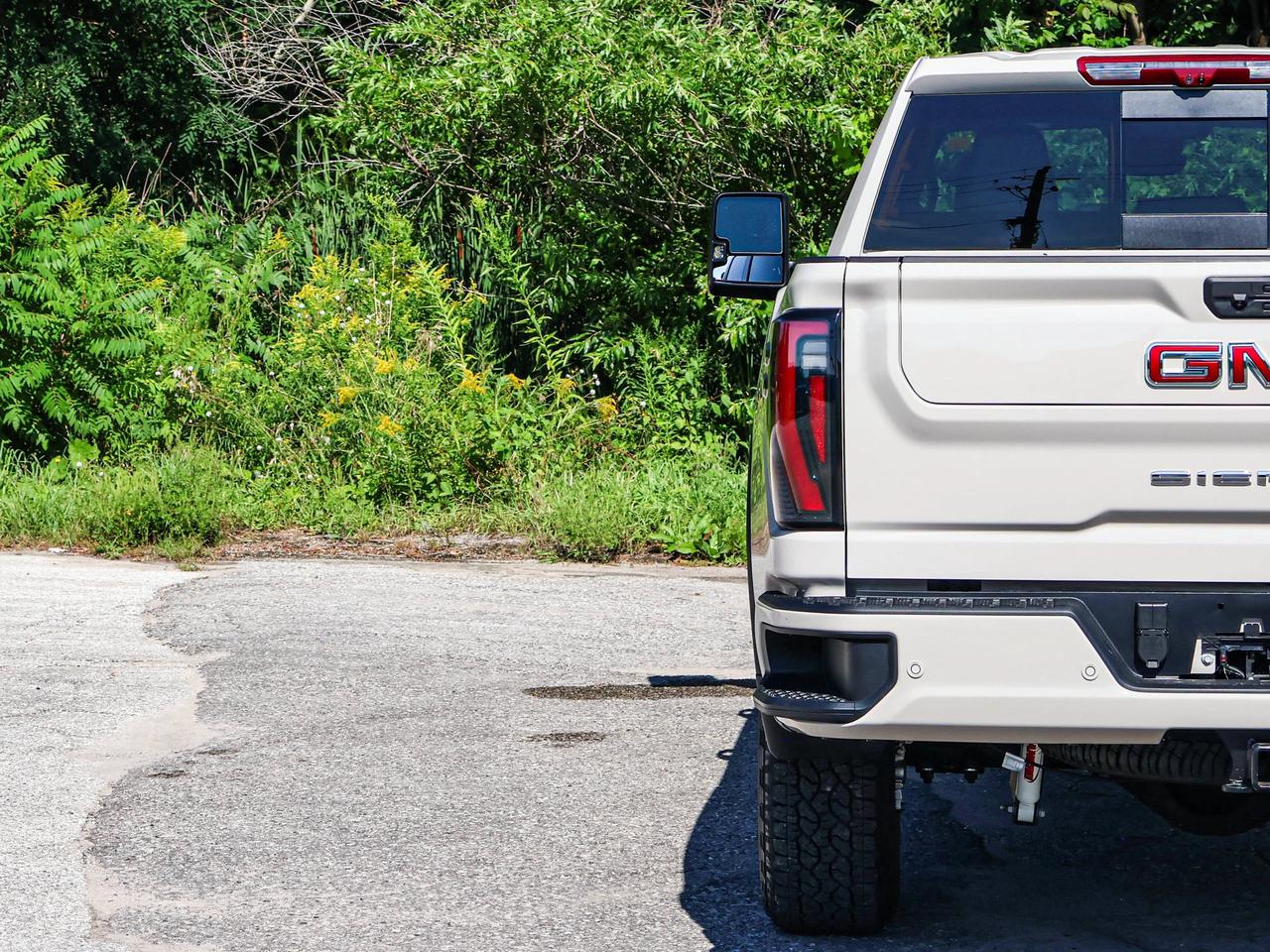 2026 GMC SIERRA 2500HD AT4 Photo