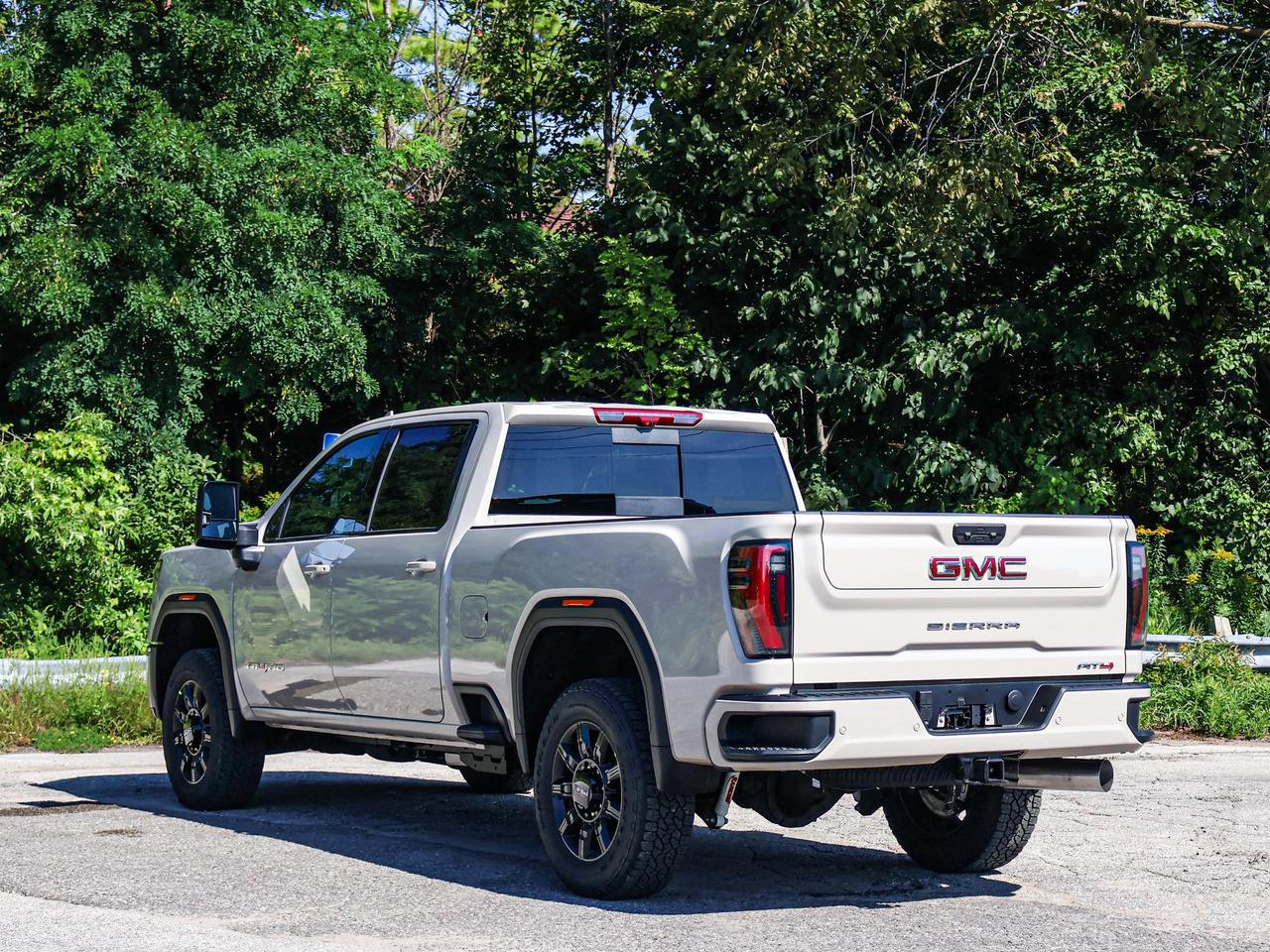 2026 GMC SIERRA 2500HD AT4 Photo