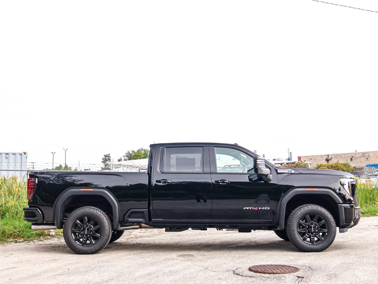 2026 GMC SIERRA 2500HD AT4 Photo