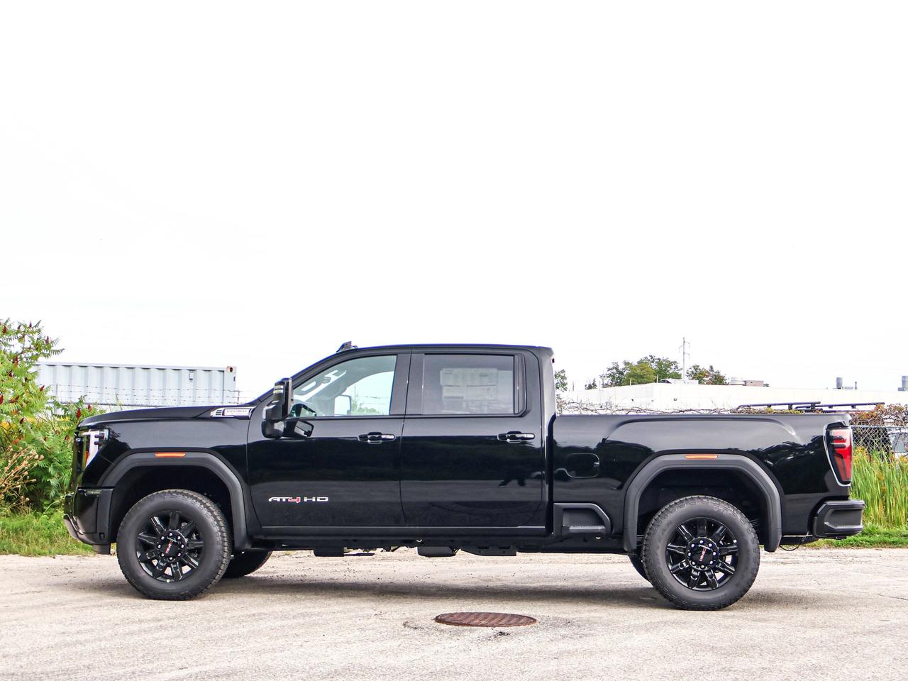 2026 GMC SIERRA 2500HD AT4 Photo