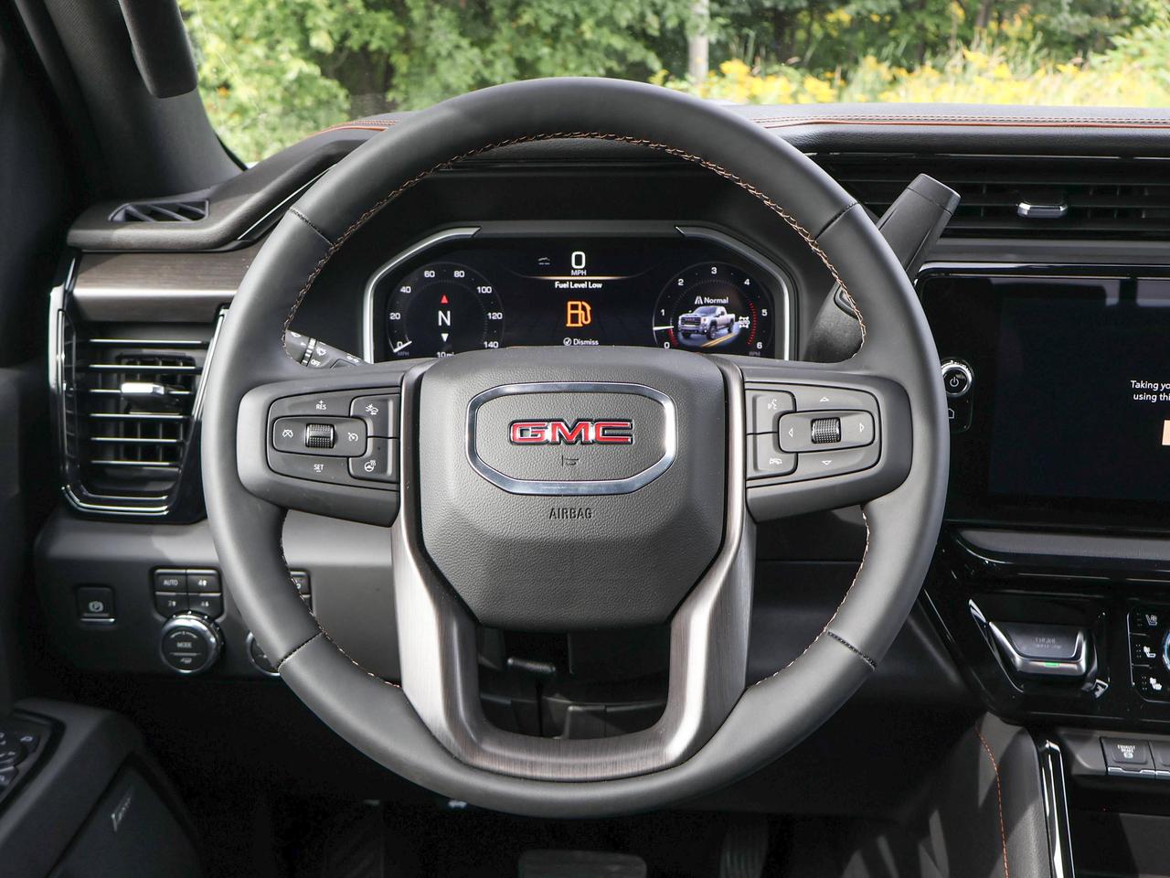 2026 GMC SIERRA 2500HD AT4 Photo