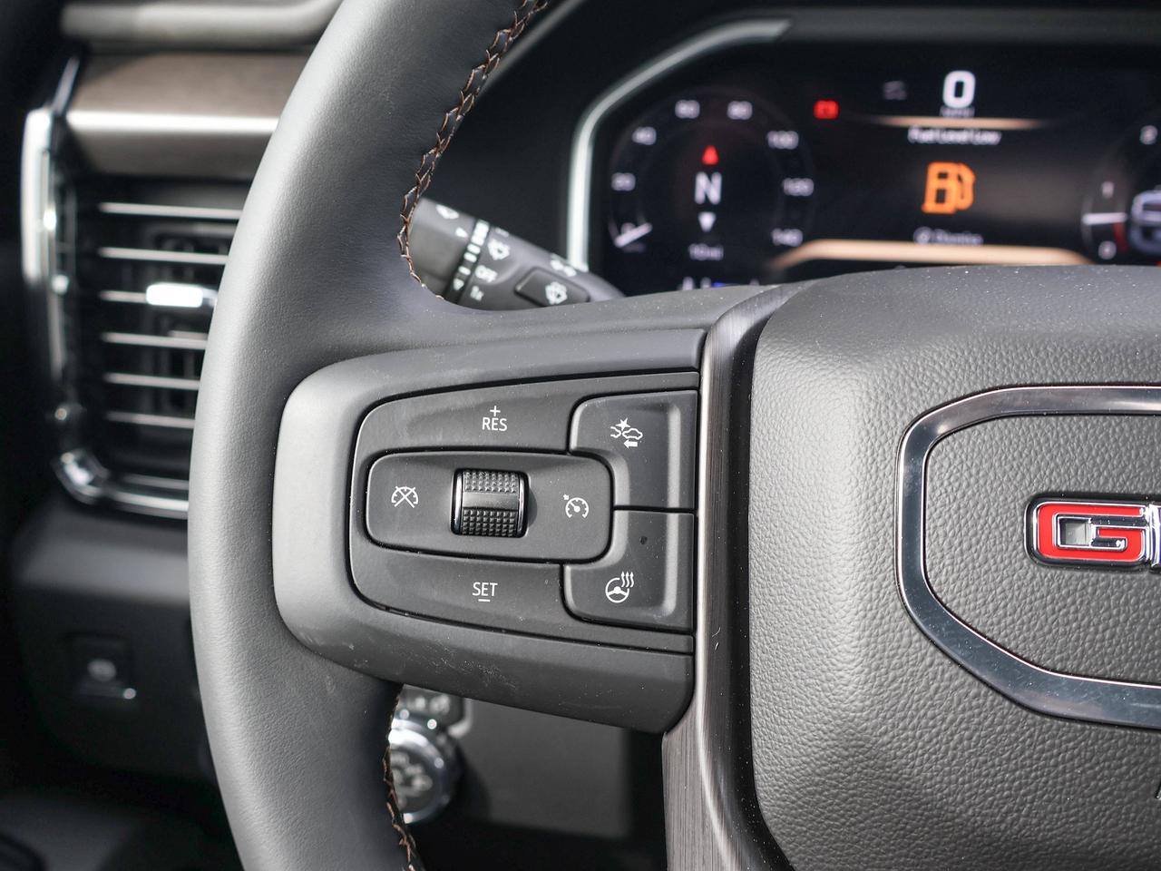 2026 GMC SIERRA 2500HD AT4 Photo