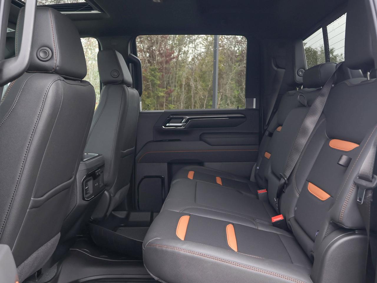 2026 GMC Sierra 3500HD AT4 Photo