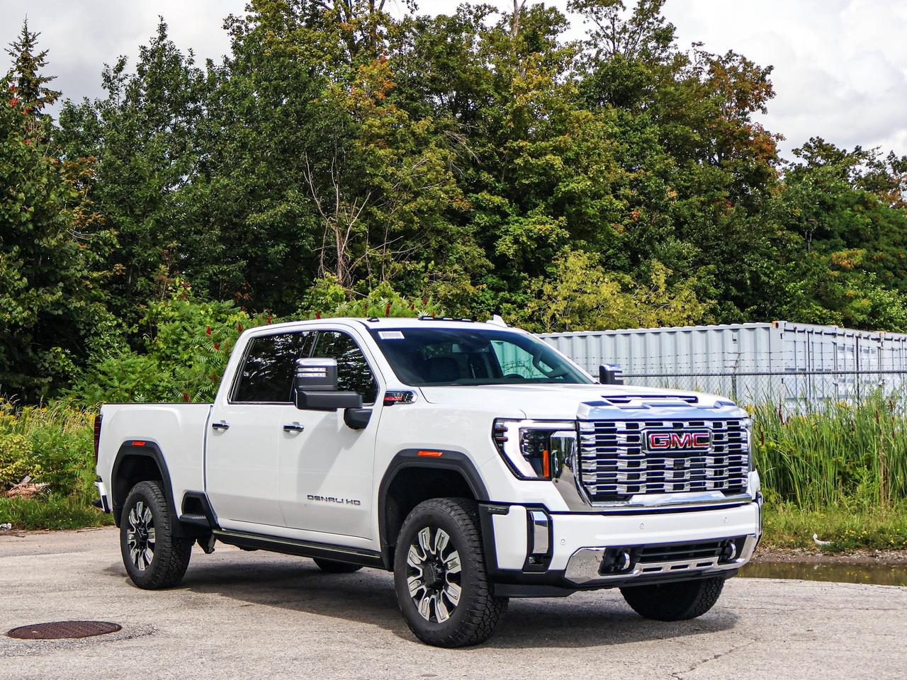 2026 GMC SIERRA 2500HD DENALI Photo