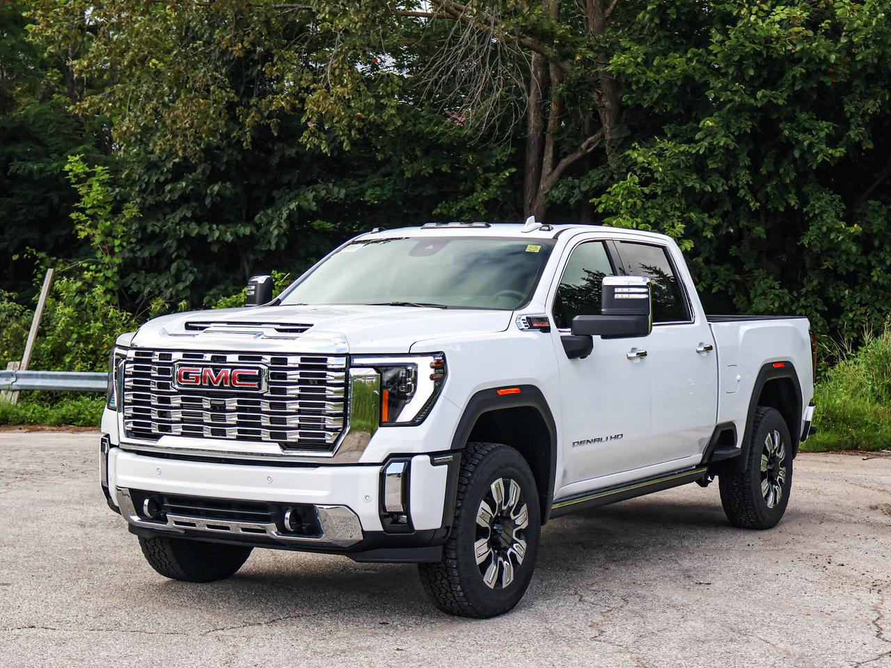 2026 GMC SIERRA 2500HD DENALI Photo