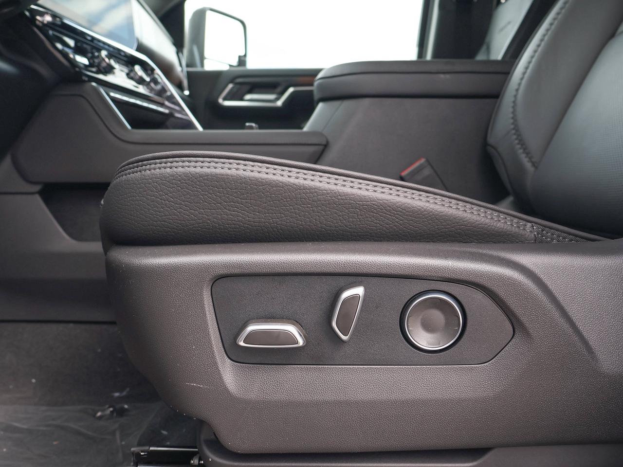 2026 GMC SIERRA 2500HD DENALI Photo