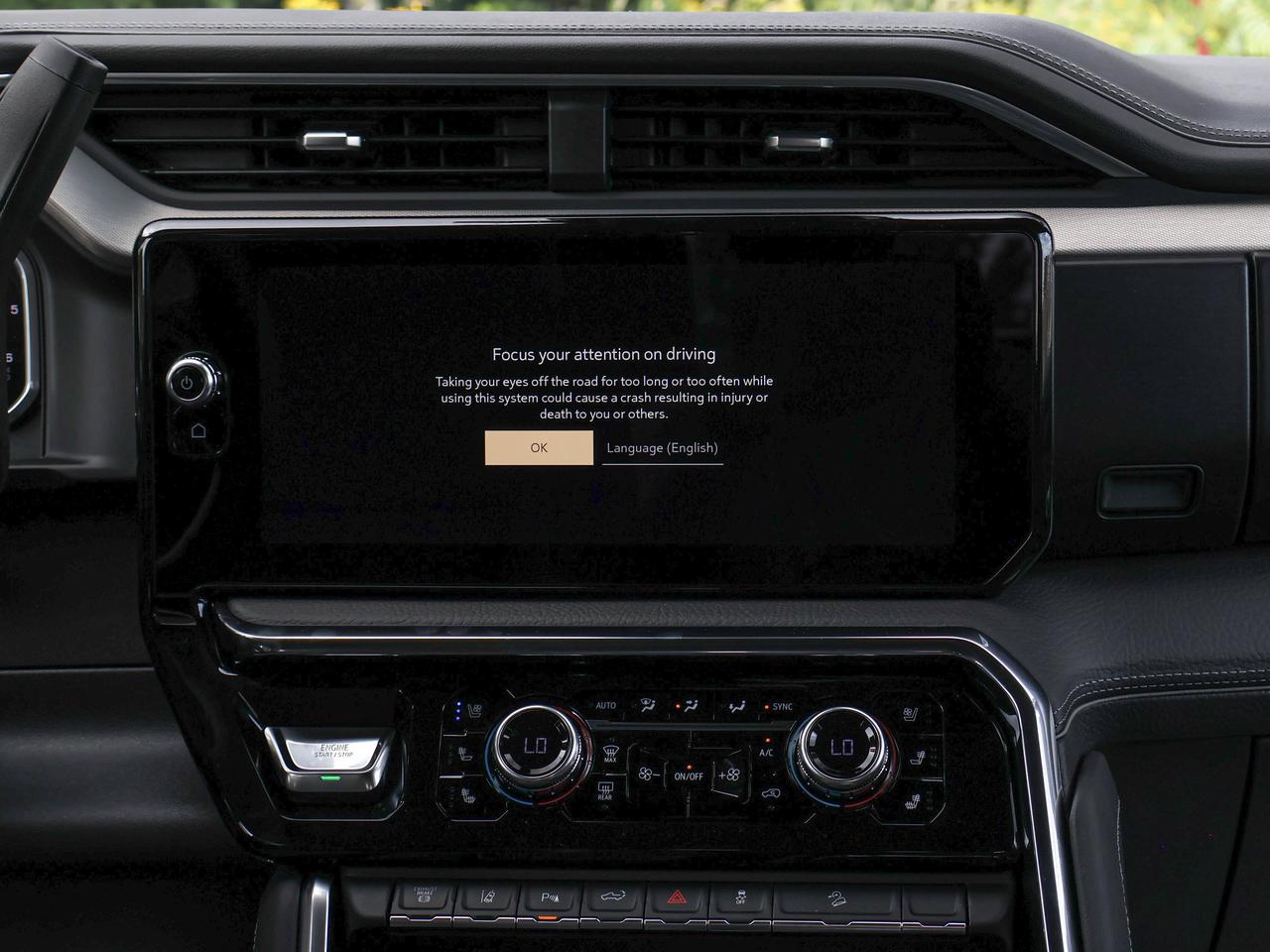 2026 GMC SIERRA 2500HD DENALI Photo