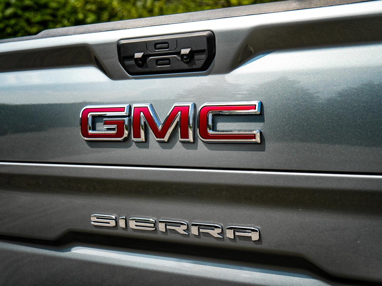 2026 GMC Sierra 1500 AT4 Photo