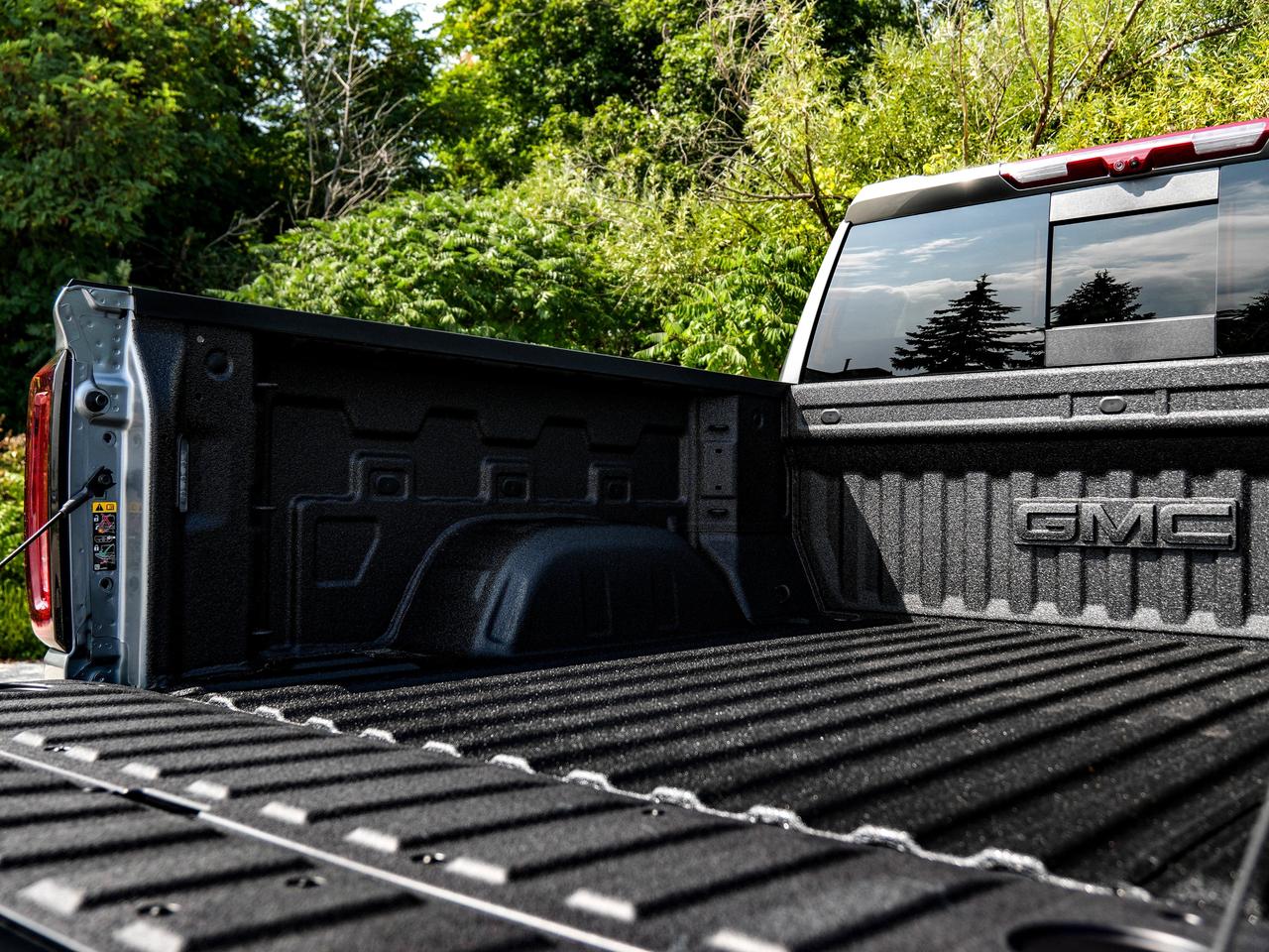 2026 GMC Sierra 1500 AT4 Photo