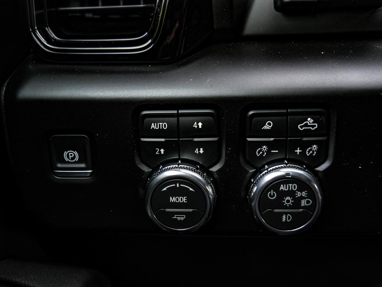2026 GMC Sierra 1500 AT4 Photo