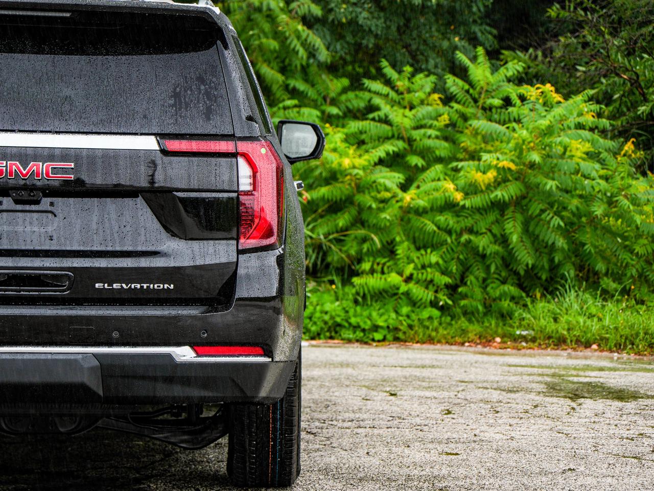 2026 GMC Yukon Elevation Photo