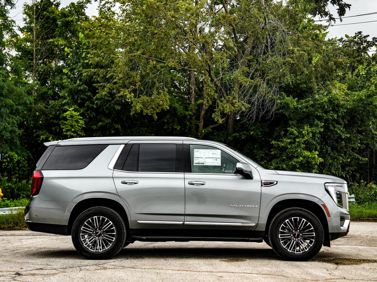 2026 GMC Yukon Elevation Photo2