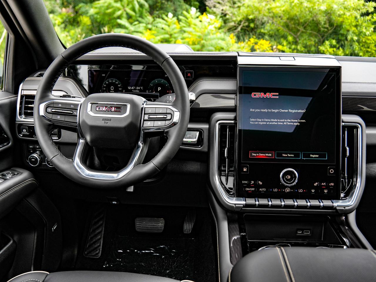2026 GMC Yukon Elevation Photo