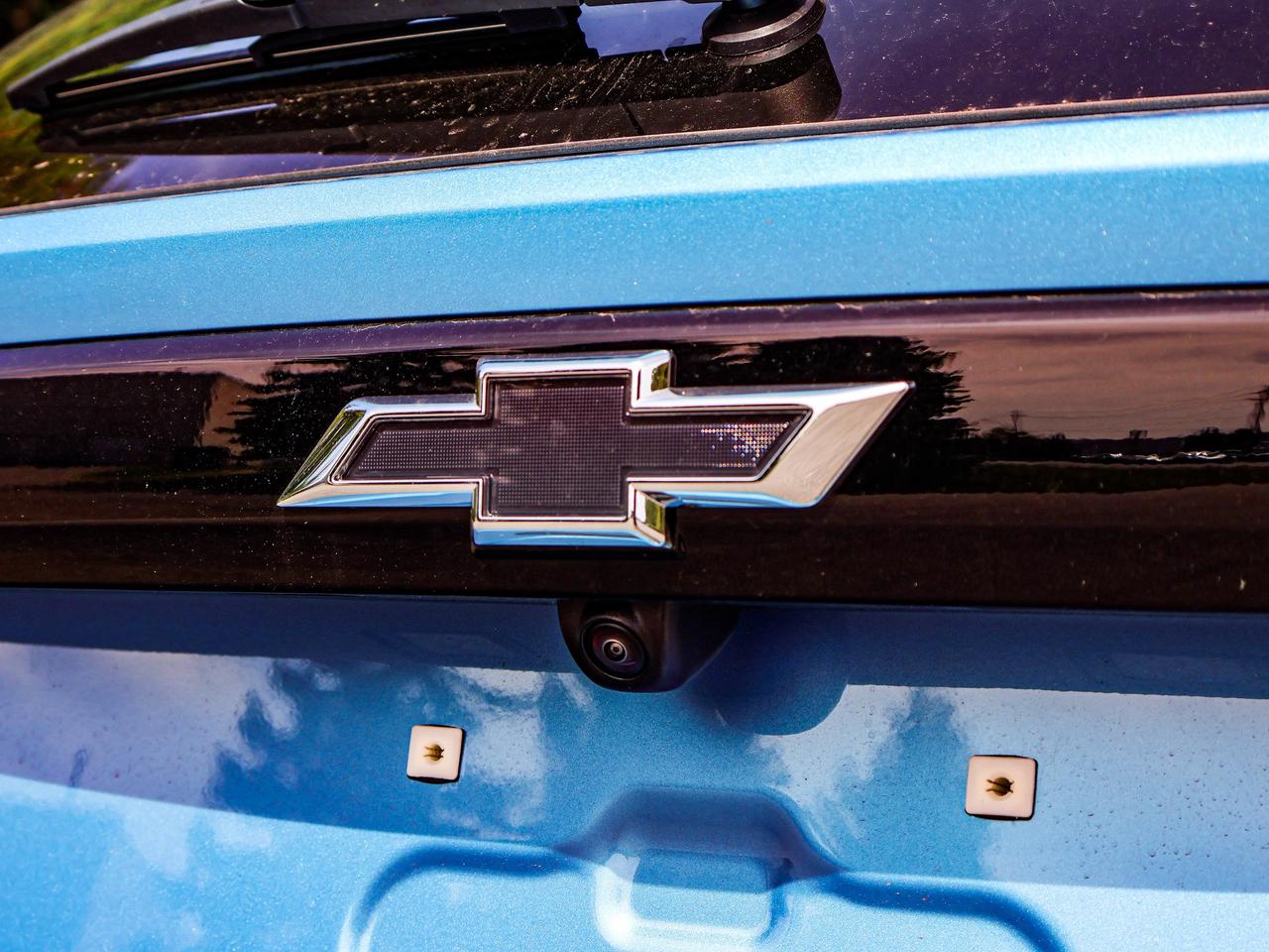 2027 Chevrolet Bolt RS Photo