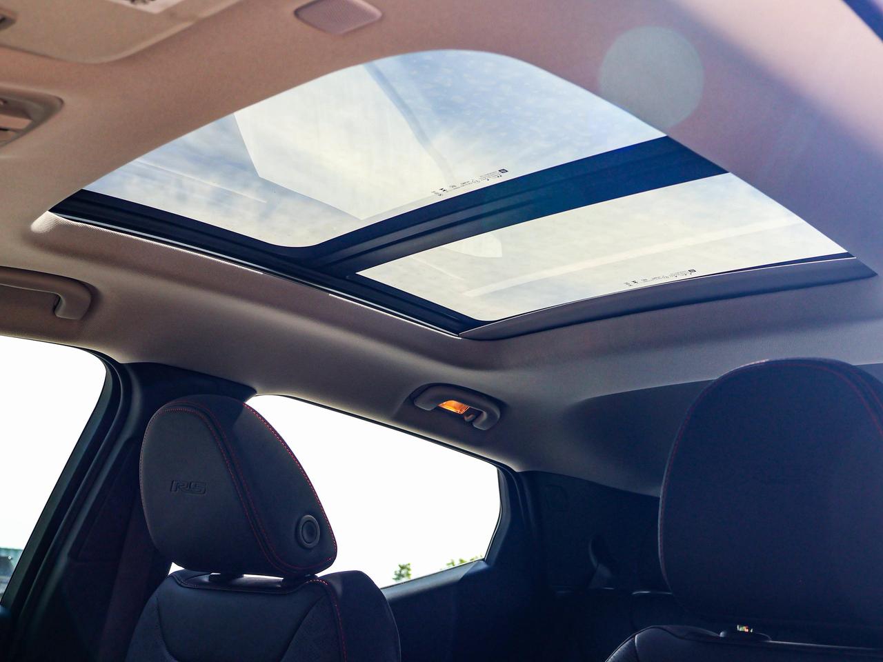 2027 Chevrolet Bolt RS Photo