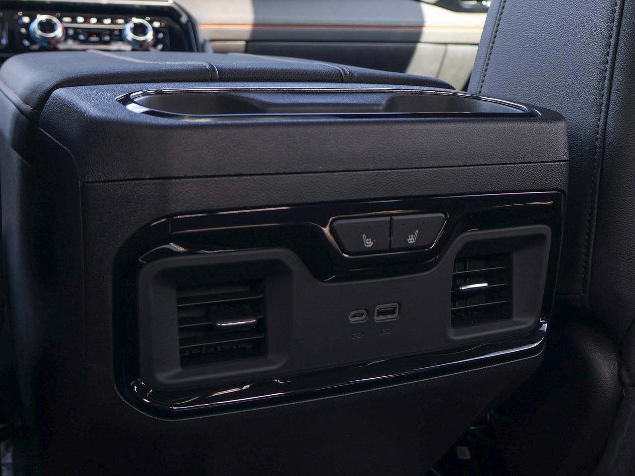 2026 GMC Sierra 1500 AT4 Photo